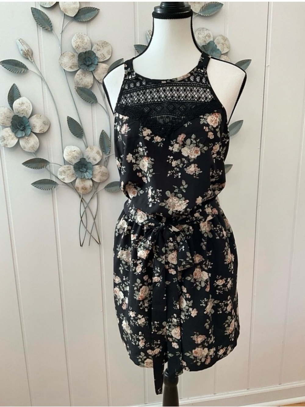 Floral Lace-Trim Black Jumpsuit - Picture 3 of 9